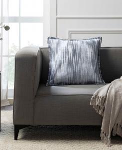 Декоративная подушка Polly Blanket Stitch, 20 x 20 дюймов Tahari Home, Vintage Indigo