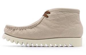 BAPE Bape Manhunt бежевый камуфляж A Bathing Ape