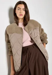 Зимняя куртка с контрастной стежкой Apricot, Brown