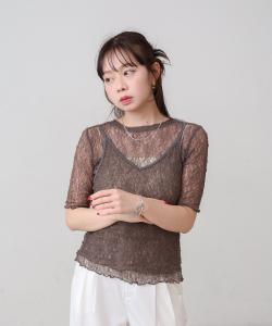 Эластичная кружевная майка