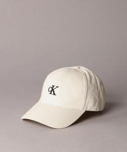 (M) Бейсболка Calvin Klein с вышитой монограммой. Аксессуар для джинсов Calvin Klein 4G5002G