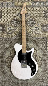 Eastman D'Ambrosio DA-SC'54-VW с жестким футляром и профессиональной настройкой