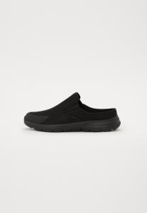 Кроссовки Pier One, черный