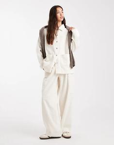 Универсальные брюки-бочонки ASOS DESIGN из вельвета в зимнем белом цвете