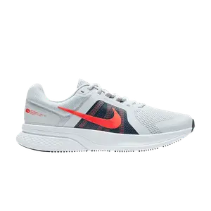 Кроссовки Nike Run Swift 2 'Pure Platinum Bright Red', белый