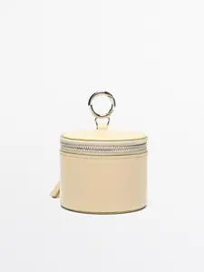 Круглая сумка из кожи наппа со стразами Massimo Dutti, vanilla