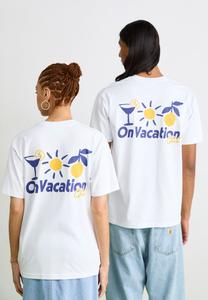 Футболка On Vacation TRIPLE FUN UNISEX, White