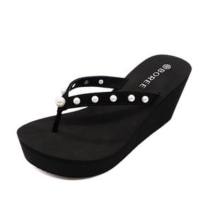 Шлепанцы женские Boree, черный