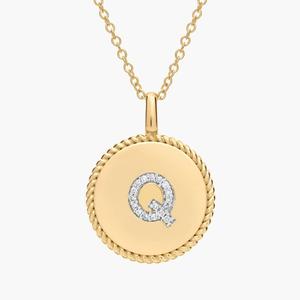 Подвеска с инициалом «Q» из желтого золота 14 карат с бриллиантами Blue Nile