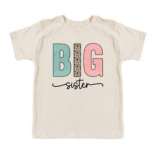 Футболка с короткими рукавами и рисунком для малышей Big Sister Leopard The Juniper Shop, цвет Cream