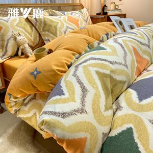 Yalu Комплект постельного белья 1,5 м, 4 предмета: пододеяльник 200x230 см, простыня, 2 наволочки, 100% хлопок, утолщенный фланелевый, цвет Louis