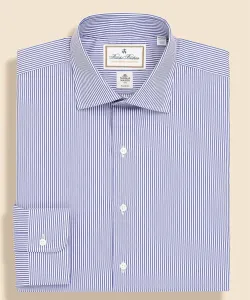 Роскошная рубашка из хлопкового твила в полоску с французской планкой, стандартный крой.