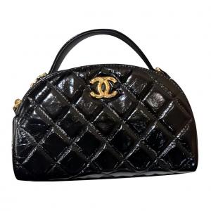 CHANEL Сумка через плечо женская черная Cow Leather Material Gold Metal Bowling Bag