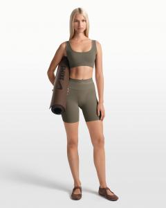 Шорты Nike x SKIMS Ribbed Seamless Women's 5", зеленый