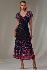 Длинное кружевное платье с рукавами крылышками Jolie Moi, розовый