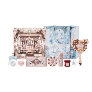 Набор косметики Sweetheart Box из коллекции Strawberry Cupid Natural Matte Adherent Flower Knows, sweetheart strawberry sauce