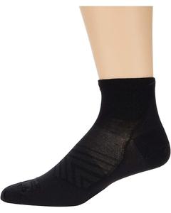 Носки Darn Tough Vermont Run 1/4 Ultra-Lightweight, черный