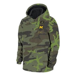 Куртка Air Jordan College Jacket 'Green Camo', зеленый