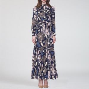 Длинное платье в богемном стиле с рюшами и принтом из перьев Smart And Joy, мультиколор