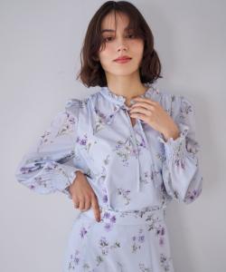 Прозрачная блузка с цветочным принтом Noela, цвет Saxophone