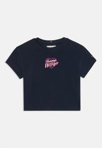 Футболка Tommy Hilfiger HEART EMBROIDERY LOGO JERSEY T-SHIRT, Dark Night Navy/Dark Blue