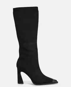 Женские ботинки на каблуке с металлической деталью на носке Alma en Pena, черный