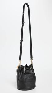 Женская кожаная сумка-мешок Marc Jacobs