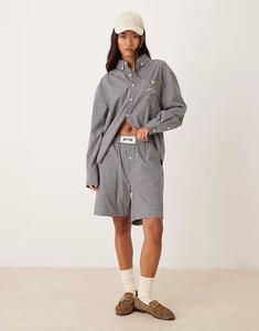 Клетчатые шорты в темно-синем цвете House Of Sunny