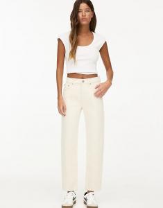 Базовые джинсы Mom Pull&Bear песочного цвета