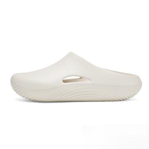 Darcy Sen Мужские бесшумные стойкие к истиранию закрытые тапочки Ecru, цвет Ecru