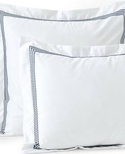 Наволочка из высококачественного хлопка Supima с плотностью 400 нитей, не требует глажки, сатиновая, с вышивкой Lands' End, цвет deep sea navy dots