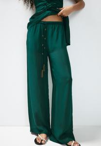 Брюки PULL&BEAR FLOWING, Green