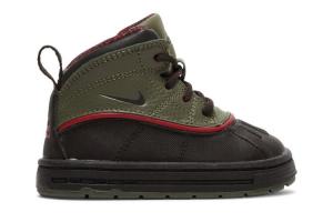Кроссовки Nike Woodside 2 High TD 'Black Tea', зеленый