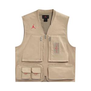 Утепленный жилет Cactus Jack by Travis Scott x Jordan Utility Vest (Asia Sizing) 'Desert/Khaki/University Red', желто-коричневый