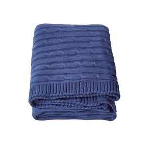 Хлопковое одеяло Homescapes mit Zopfmuster, 130x1x170 см, темно-синий