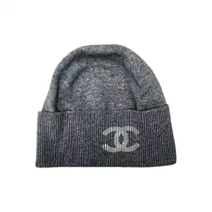 Кашемировая шапка унисекс серого цвета Beanies CHANEL, серый
