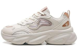 Массивные кроссовки женские низкие белый песчано-серый XTEP