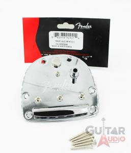 Оригинальный Fender Classic Player Jazzmaster/Jaguar Tremolo Tailpiece с винтами 007-6232-049