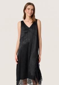 Повседневное платье MIDI Soaked in Luxury, черный