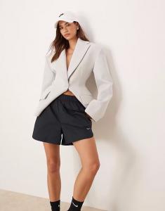 Шорты Chill Poplin 5 дюймов черного цвета Nike