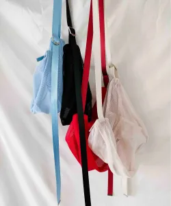 Сумка через плечо CONTROL FREAK Mesh Half Moon, цвет Ivory