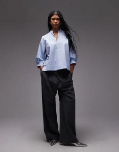 Блузка свободного кроя ARKET с объемными рукавами синего цвета