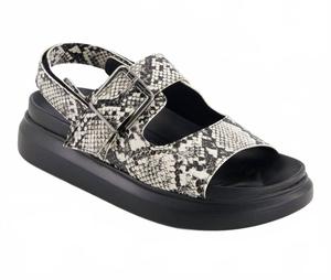 Женские сандалии с анатомической стелькой в разноцветном дизайне Andrea, красный