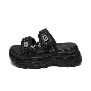 ZHR Женские слайдеры с кожаной аппликацией, стразами, бесшумные и устойчивые к запаху, черные, цвет Black