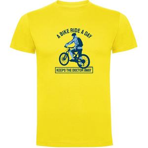 Футболка Kruskis Keep The Doctor Away, желтый