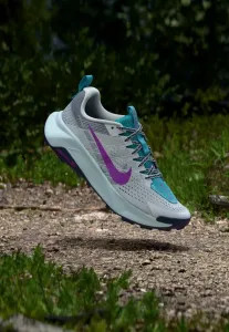 Кроссовки для трейлраннинга reactx wildhorse 10 Nike Acg, Pure Platinum-Coloured/Vivid Purple/Midnight Navy/Dusty Cactus/Hyper Pink