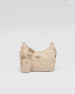 Пухлая наплечная сумка из переработанного нейлона Prada, бежевый