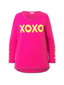 Свитер неоново-ягодного цвета Angel of Style