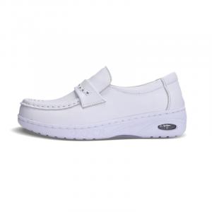 Cherry blossoms Лоферы женские белые