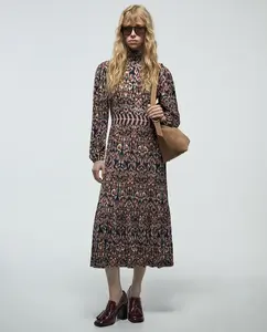 Платье-лебедь Sfera, розовый